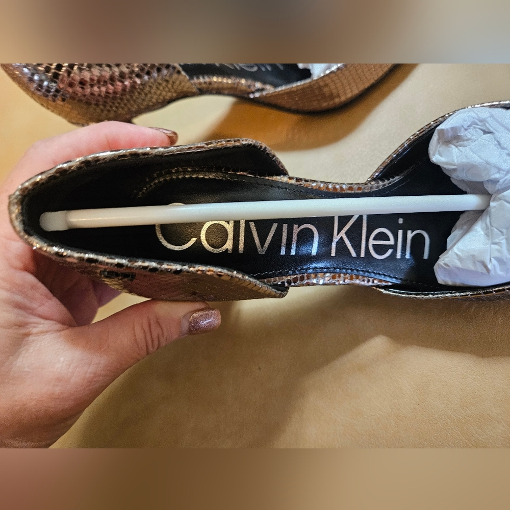 NIB Calvin Klein Size 6 Pewter Gloria - Picture 5 of 9